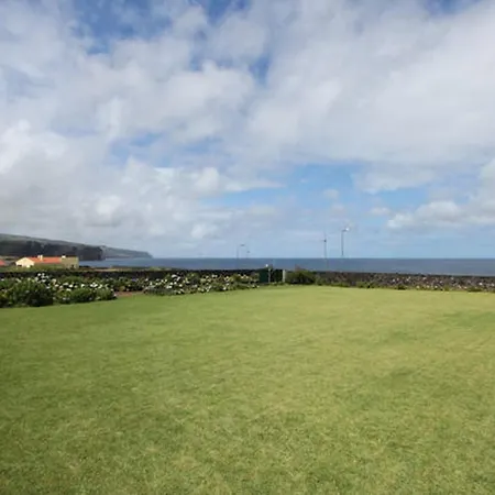 Holiday Rua Da Beira Mar
